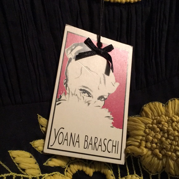 Dress - Picture 7 of 7